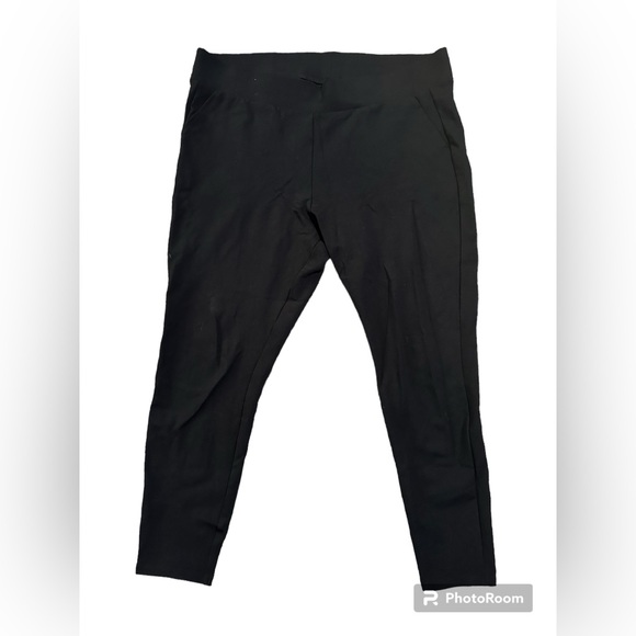 NWOT TORRID BLACK LEGGINGS TORRID SIZE 2 (SIZE 18/20) NEW! - Picture 1 of 7